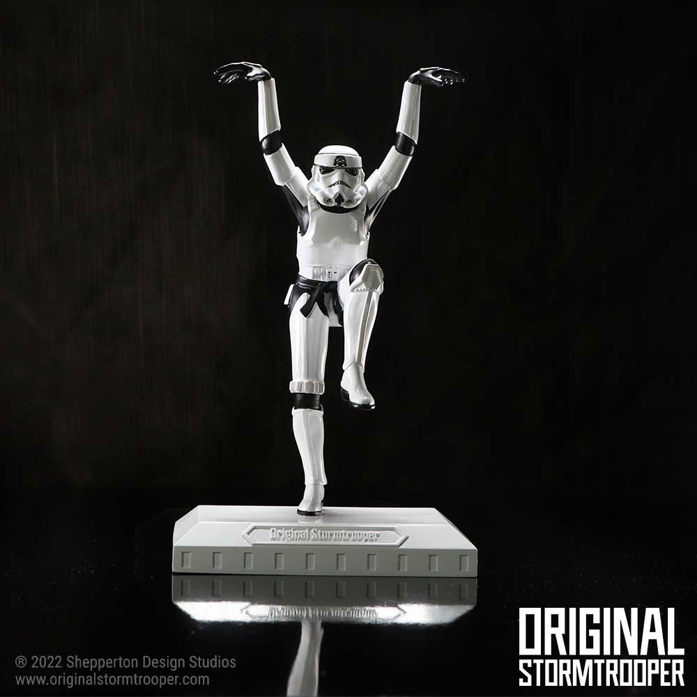 Stormtrooper Crane Kick 20.5cm ORIGINAL STORMTROOPER NEMESIS NOW