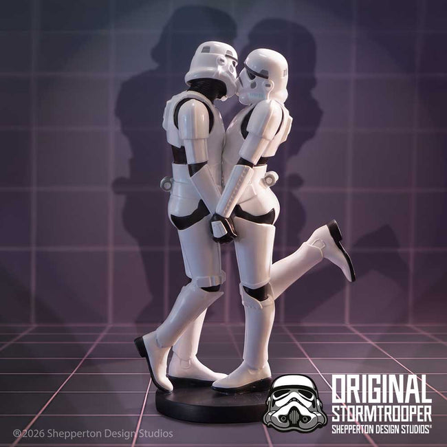 Stormtrooper First Kiss 14.6cm ORIGINAL STORMTROOPER NEMESIS NOW