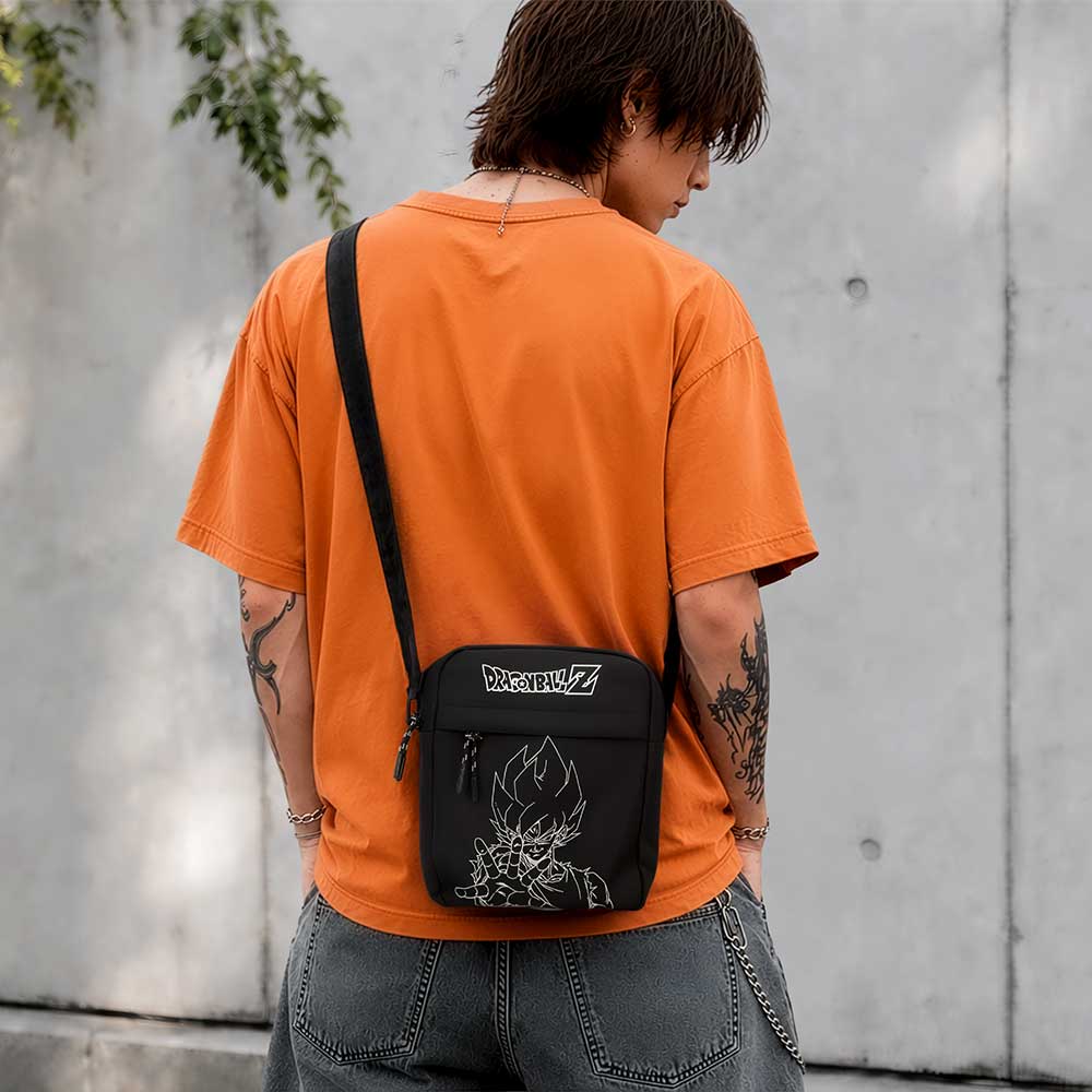 Dragon Ball Z Super Saiyan Goku (Black) Crossbody Bag 22.8cm NEMESIS NOW